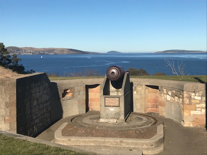 81A74C23-8FCF-4D6A-B99E-C06A6E2AB06E