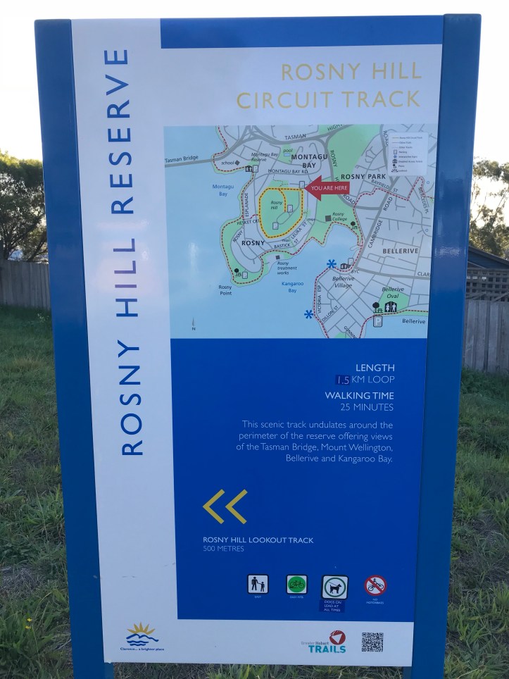 Photo of the information sign on Rosny Hill Nature Recreation Reserve